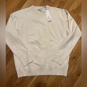 Zara Men's Off-White Crewneck Sweater